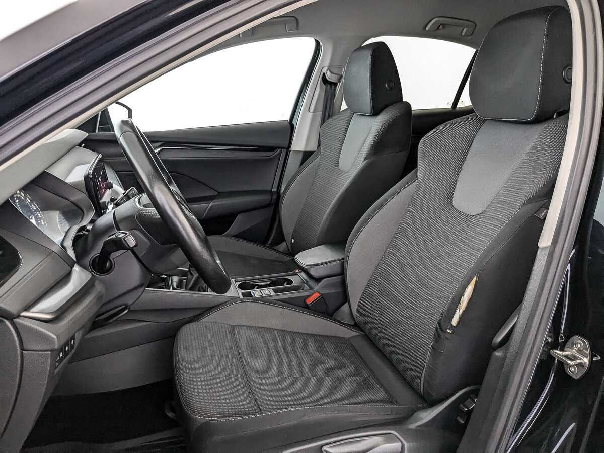 Б/У Шкода Октавия 2021 года. Фото: #19