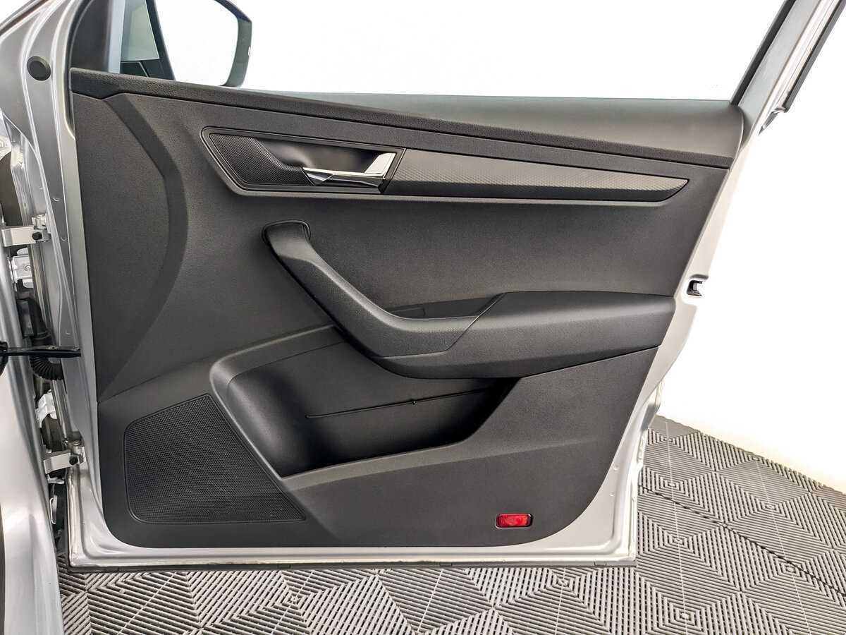 Skoda Karoq 2021 года с пробегом. Фото: #23