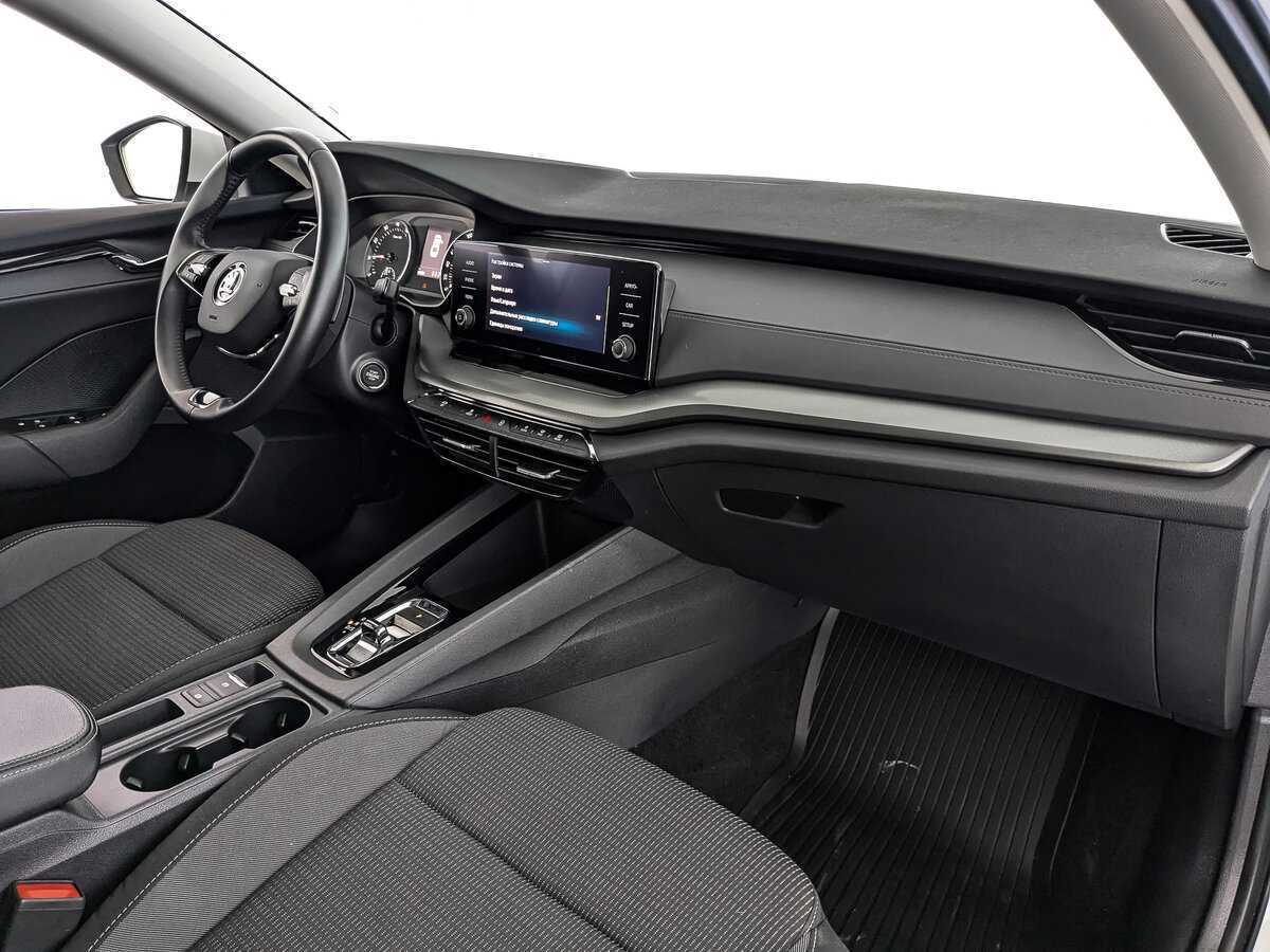 Б/У Шкода Октавия 2021 года. Фото: #12