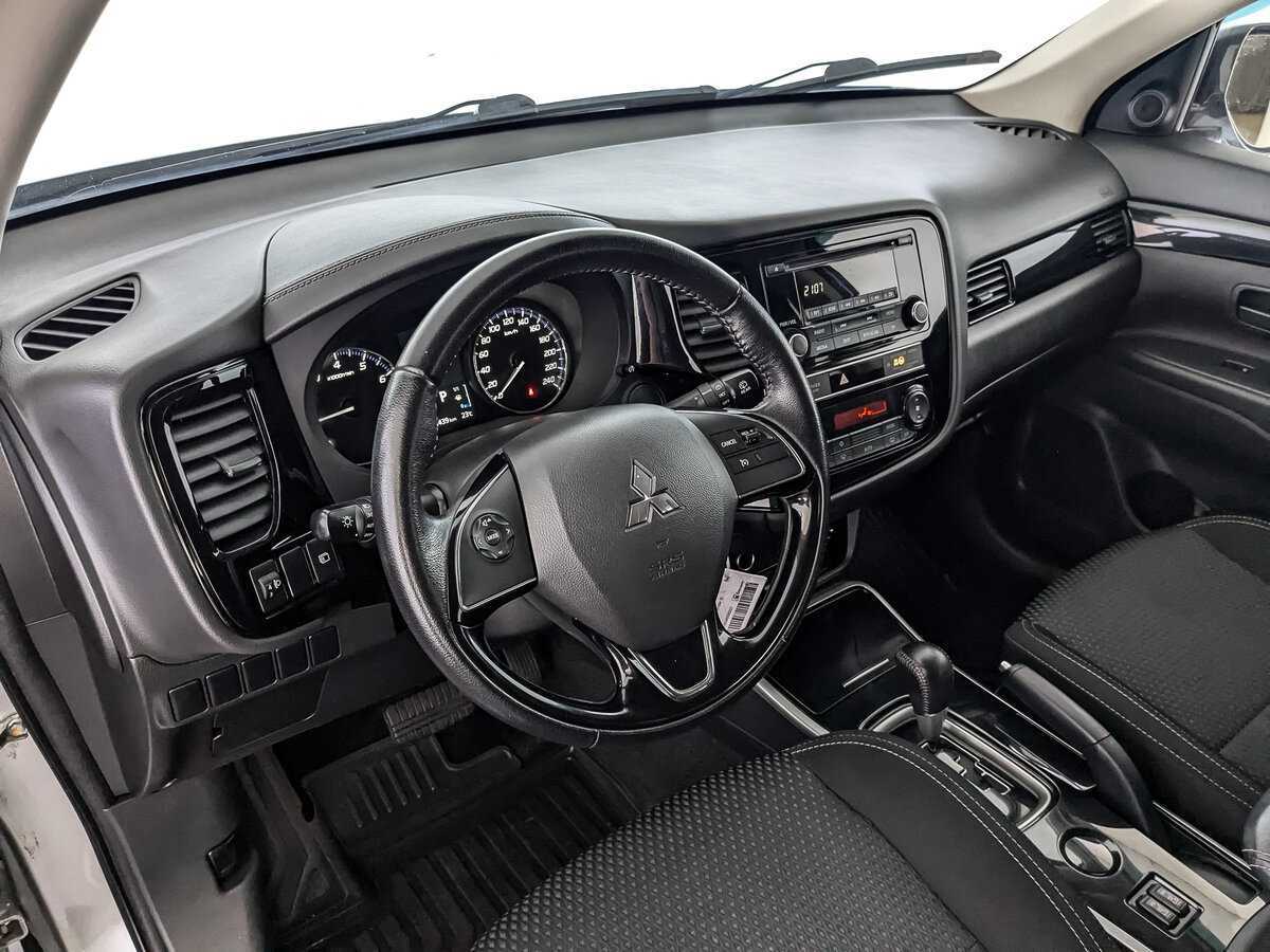 Mitsubishi Outlander 2019 года с пробегом. Фото: #14