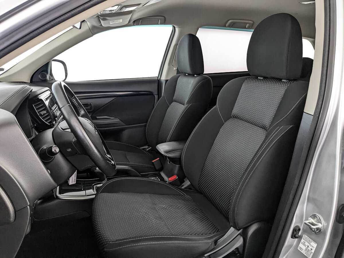 Mitsubishi Outlander 2019 года с пробегом. Фото: #19