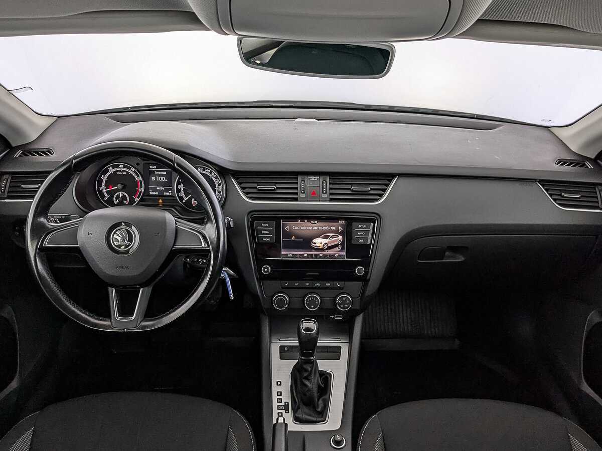 Б/У Шкода Октавия 2019 года. Фото: #13