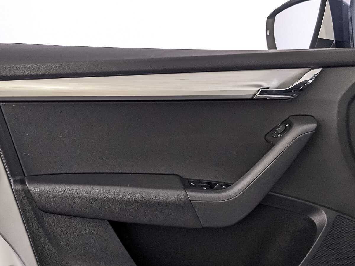 Б/У Шкода Октавия 2018 года. Фото: #18