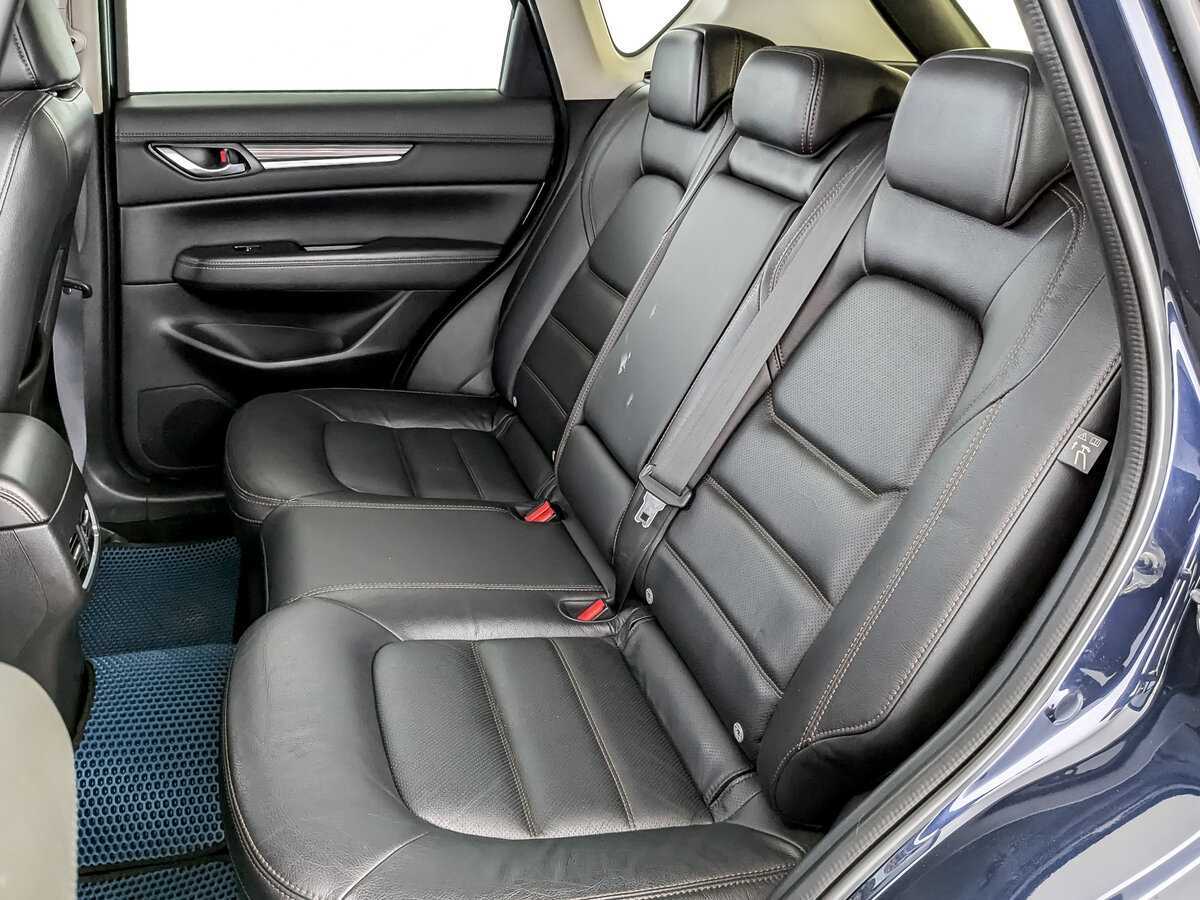 Б/У Мазда Ц-Икс-5 2017 года. Фото: #11