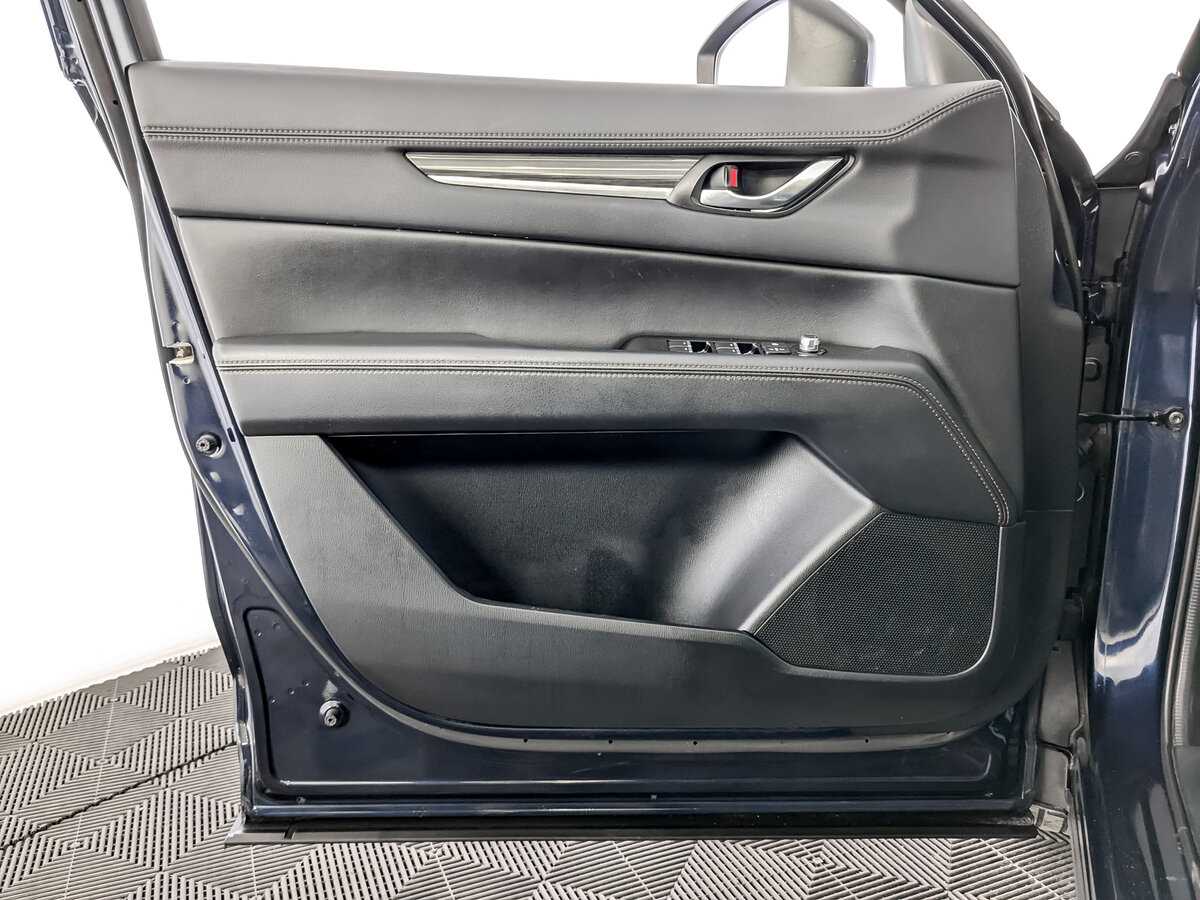 Б/У Мазда Ц-Икс-5 2017 года. Фото: #18