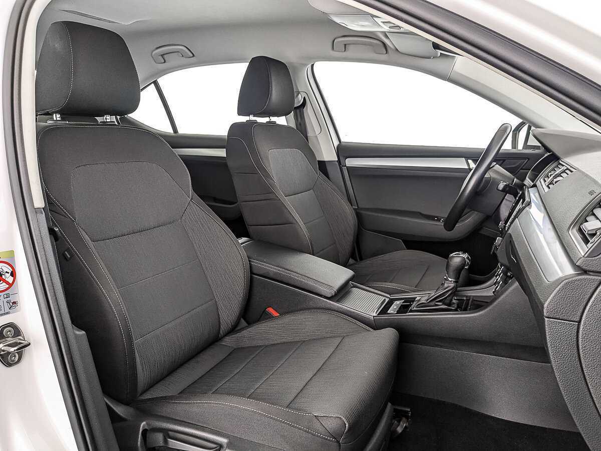 Б/У Шкода Суперб 2017 года. Фото: #23