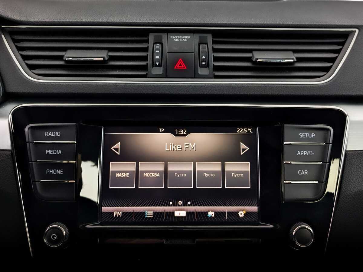 Б/У Шкода Суперб 2018 года. Фото: #14