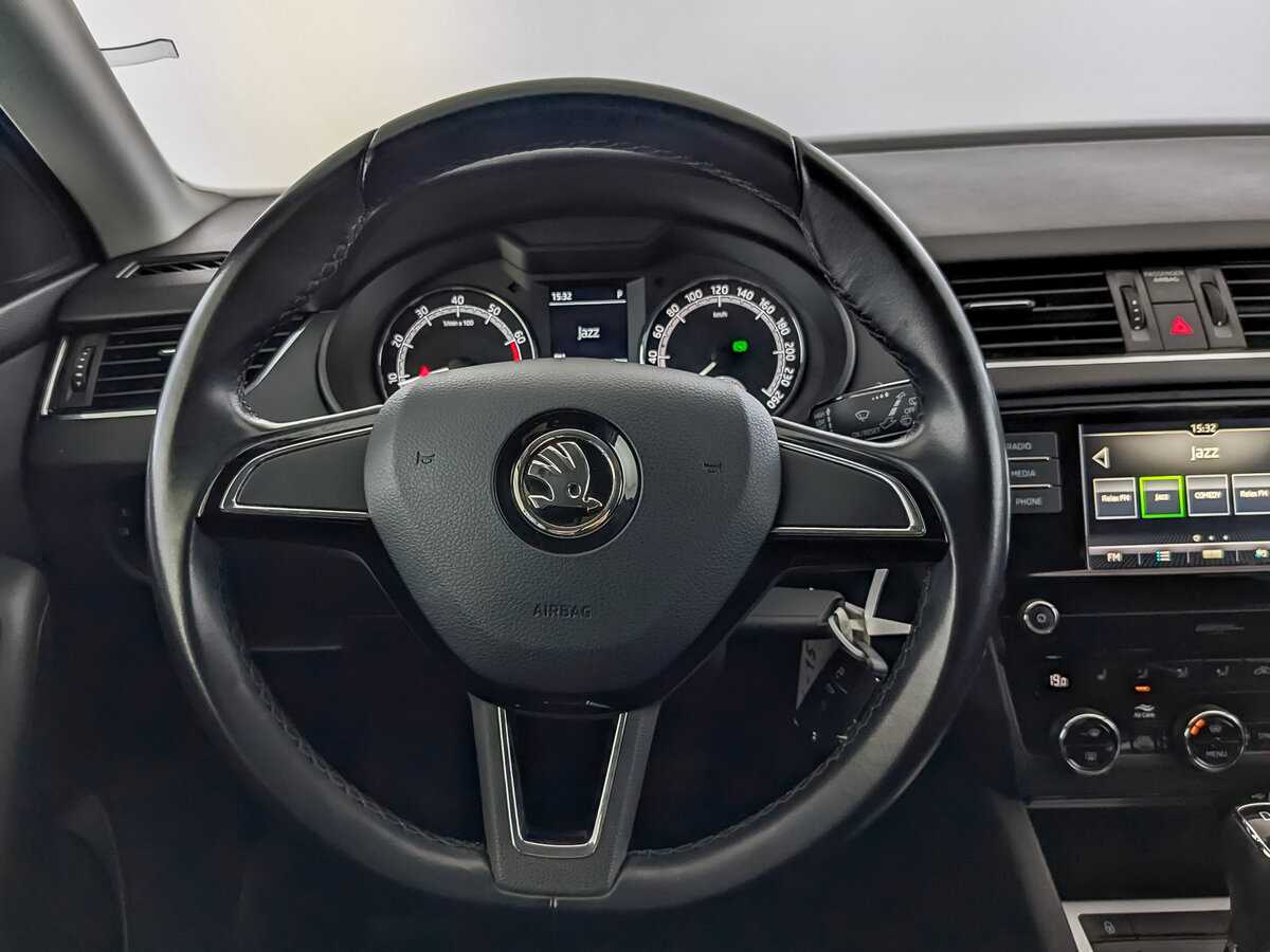 Б/У Шкода Октавия 2020 года. Фото: #20