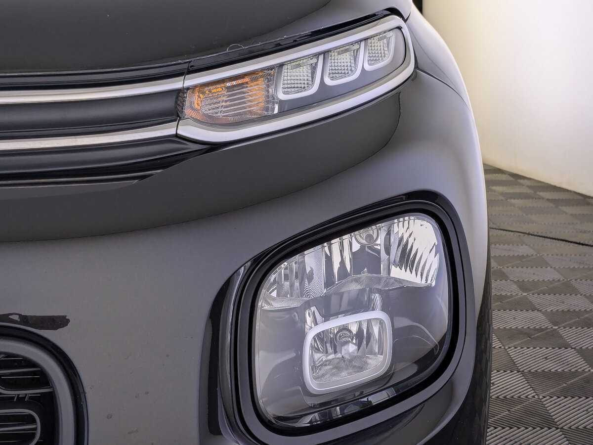 Б/У Ситроен Ц3 Эйркросс 2018 года. Фото: #10