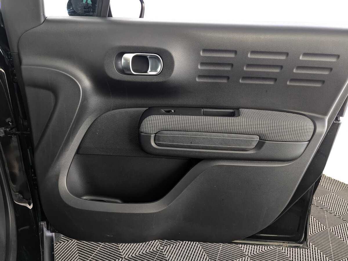 Б/У Ситроен Ц3 Эйркросс 2018 года. Фото: #23