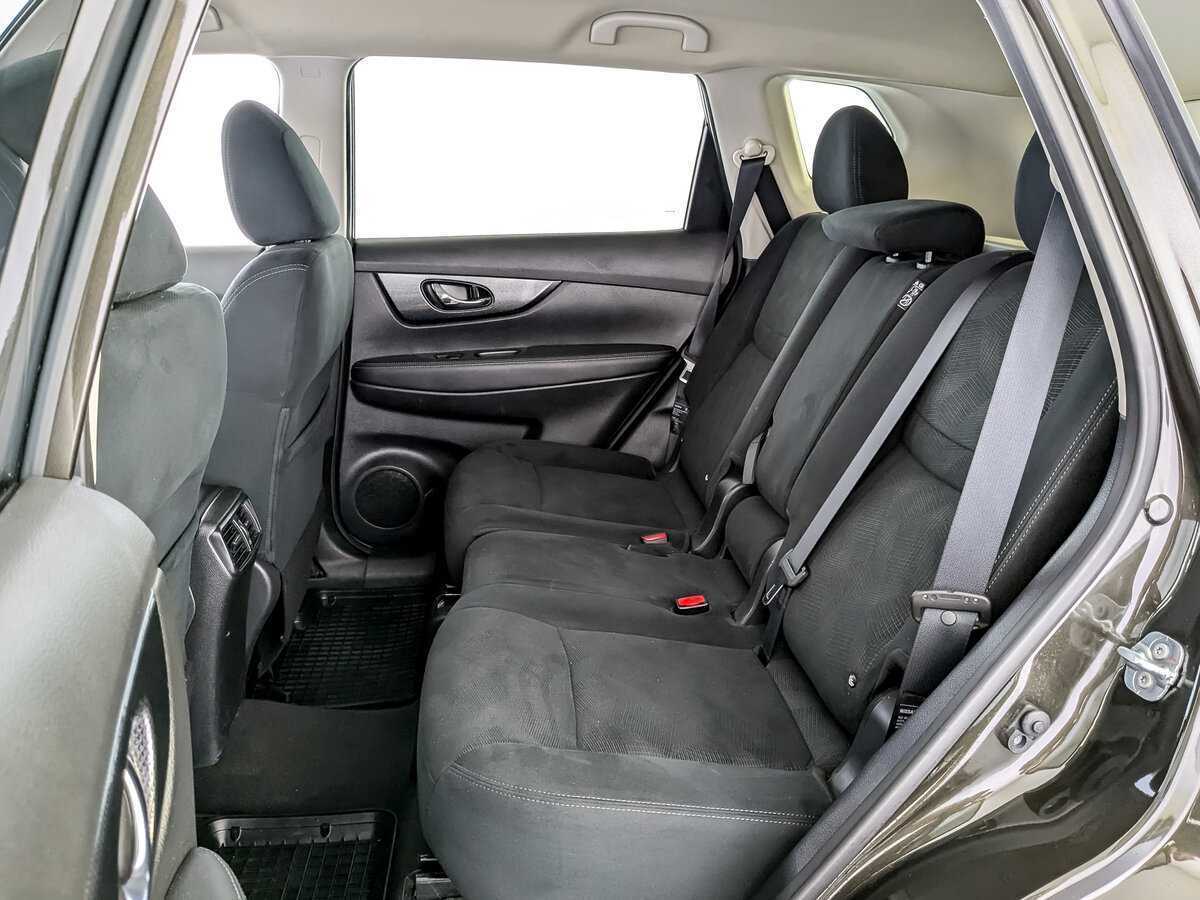 Б/У Ниссан Икс-Трейл 2017 года. Фото: #9