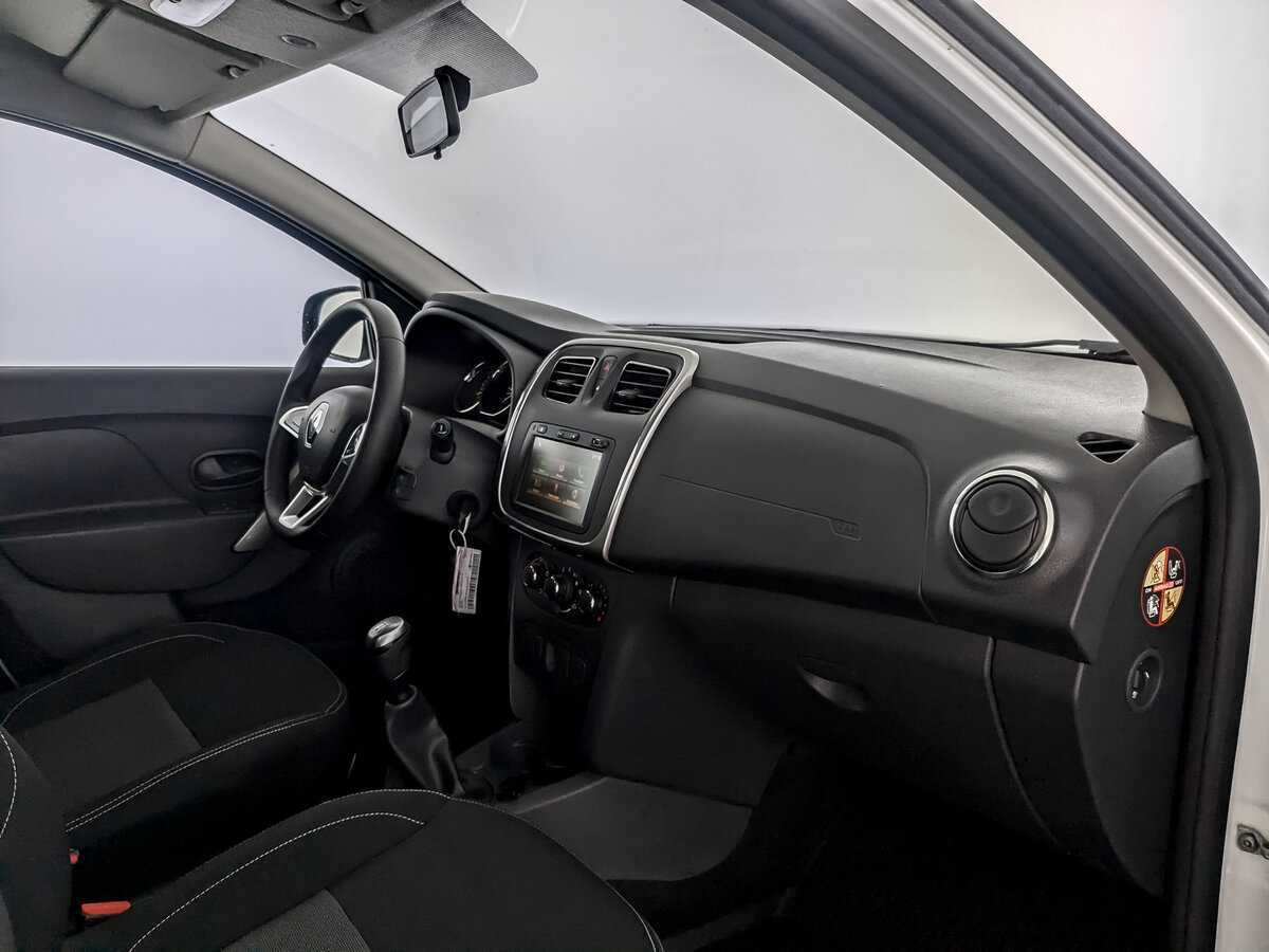 Б/У Рено Сандеро 2022 года. Фото: #9