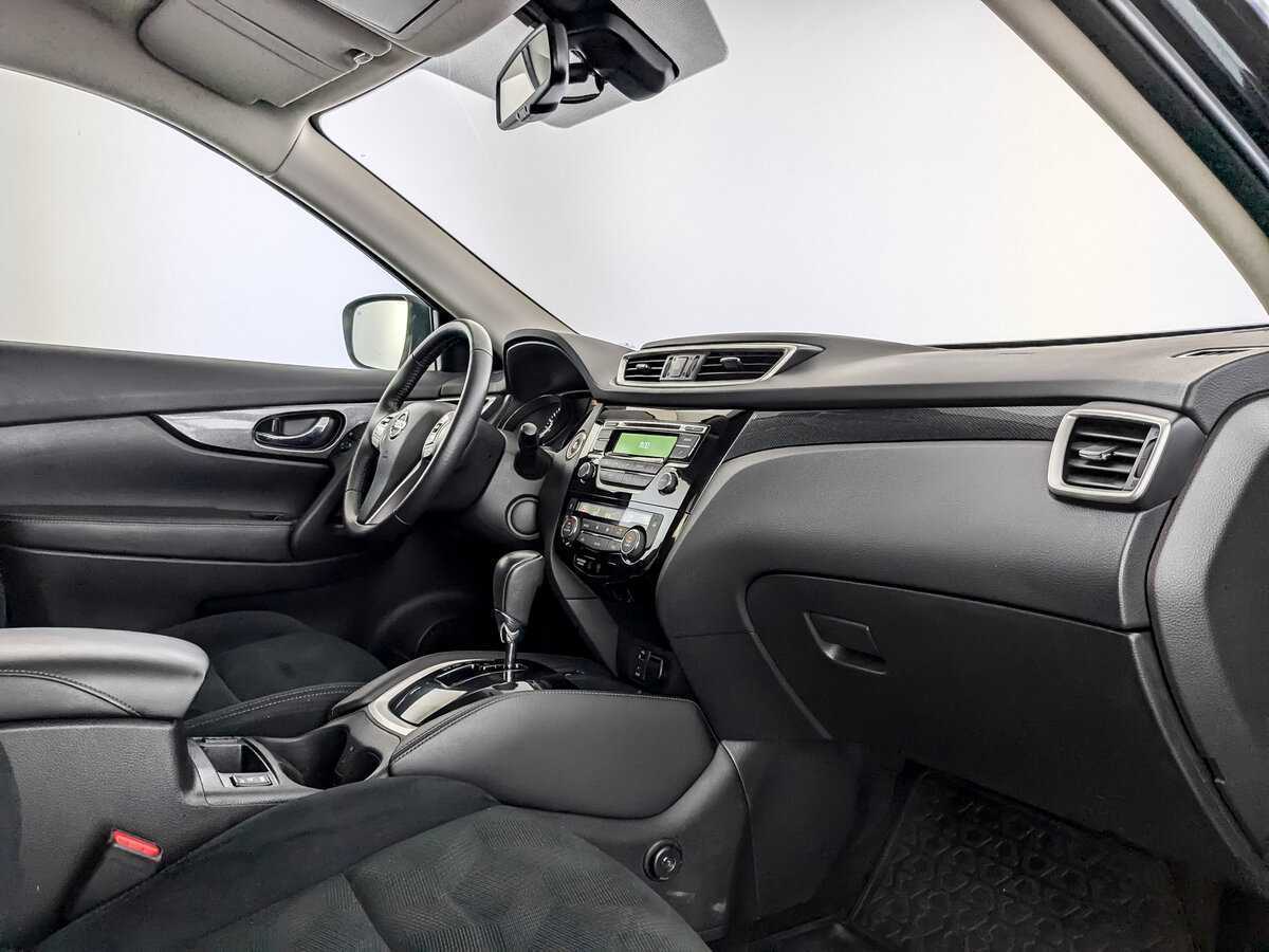 Б/У Ниссан Икс-Трейл 2017 года. Фото: #10