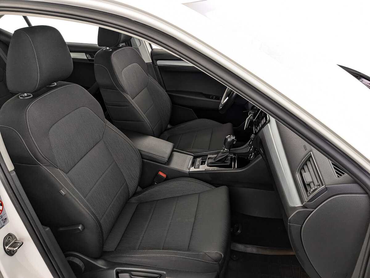 Б/У Шкода Суперб 2018 года. Фото: #23