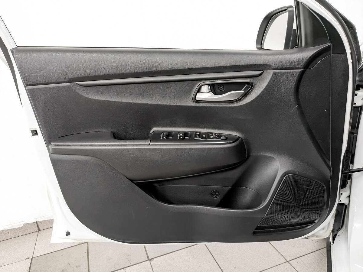 Kia Rio 2020 года с пробегом. Фото: #17