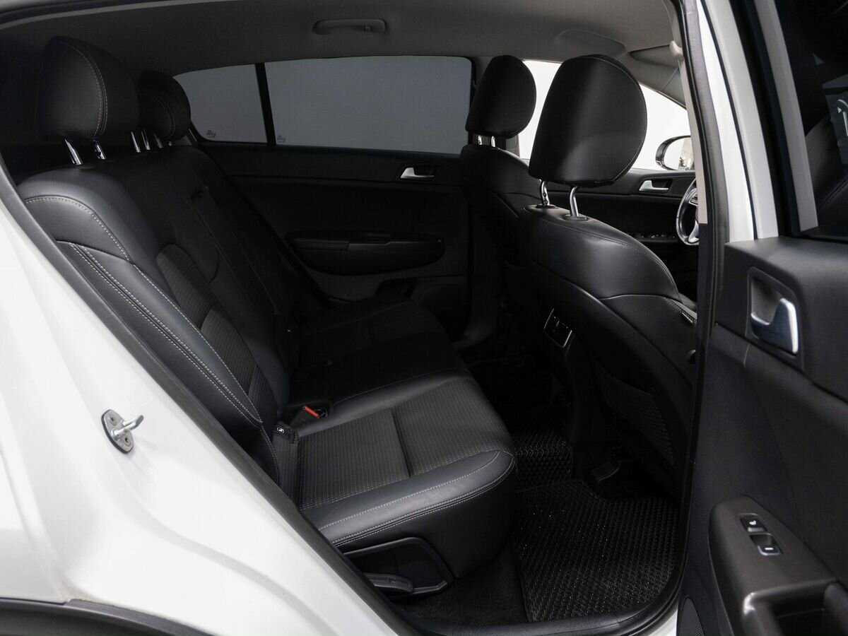 Б/У Киа Спортейдж 2016 года. Фото: #10