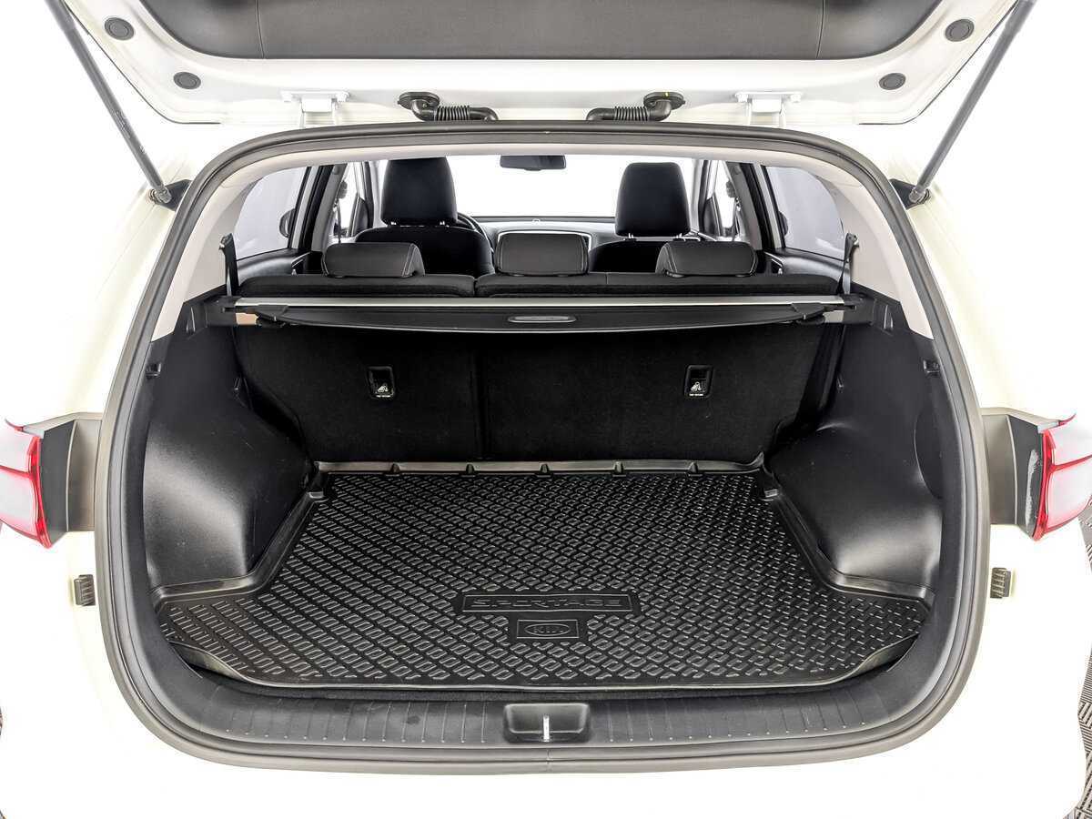 Б/У Киа Спортейдж 2018 года. Фото: #9