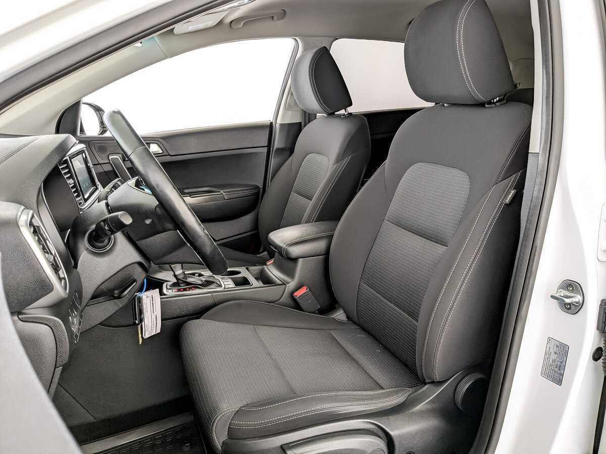 Б/У Киа Спортейдж 2018 года. Фото: #17