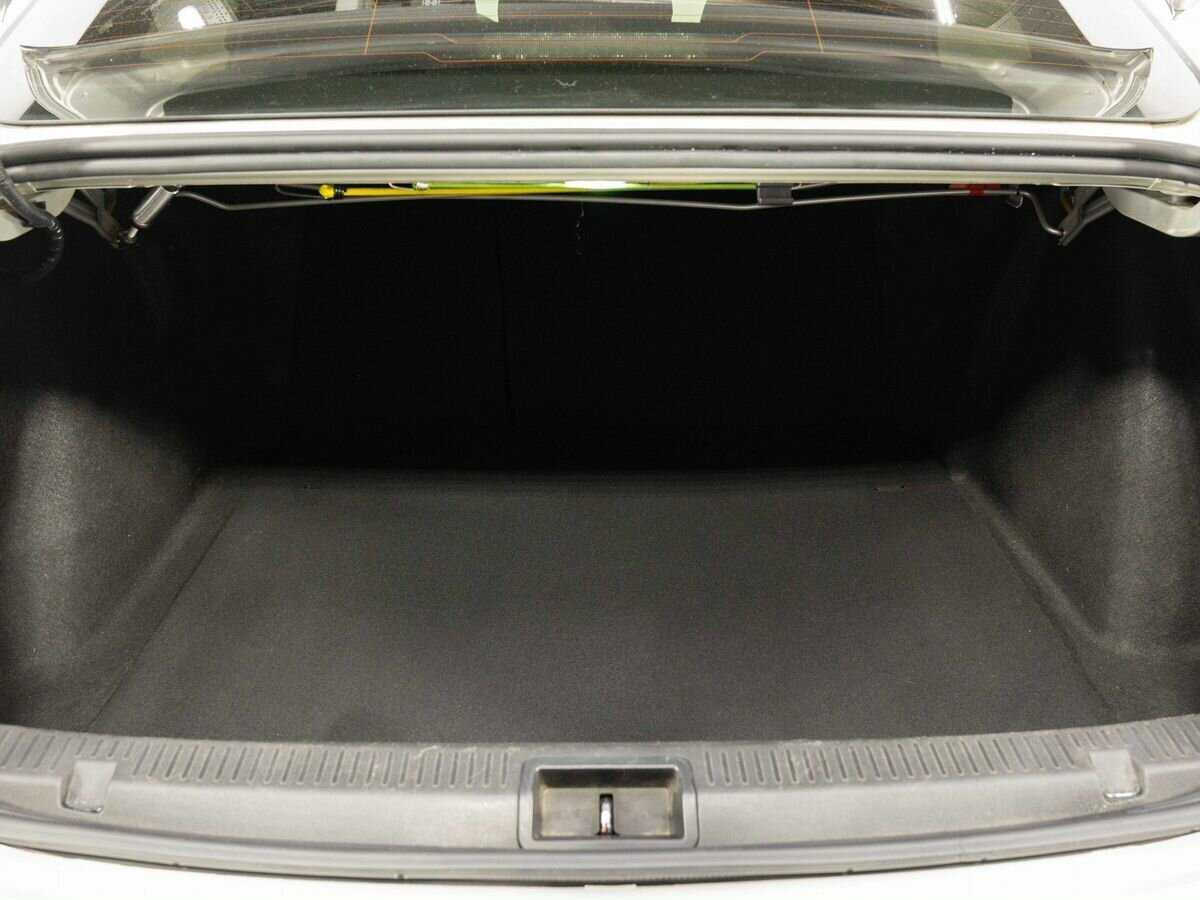 Б/У Рено Флюенс 2013 года. Фото: #23