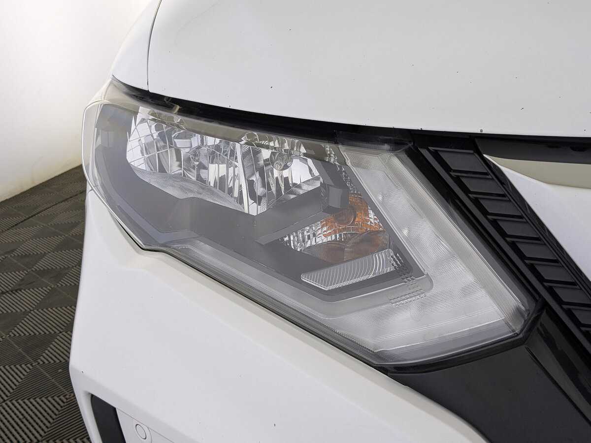 Б/У Ниссан Икс-Трейл 2019 года. Фото: #10