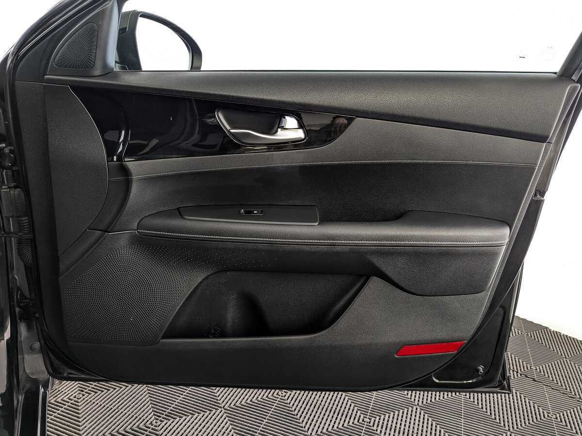 Б/У Киа Церато 2020 года. Фото: #23