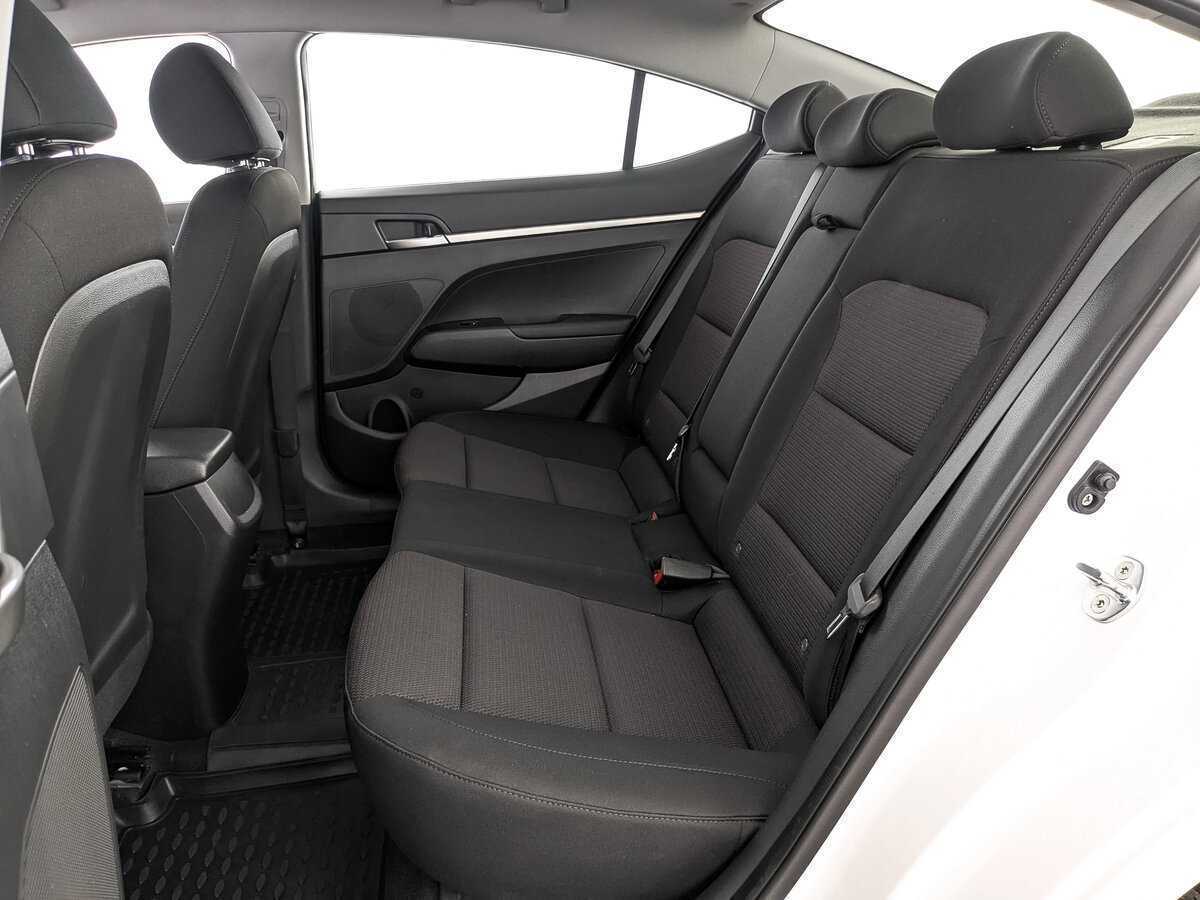 Б/У Хендай Елантра 2019 года. Фото: #15