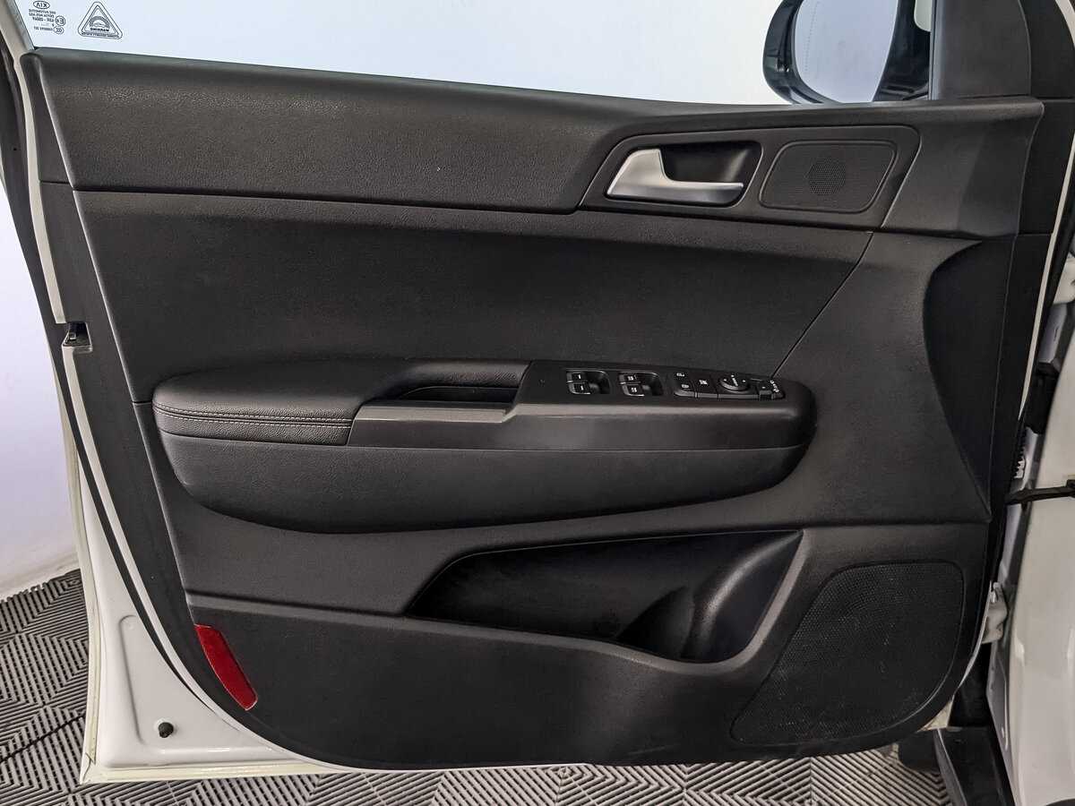 Б/У Киа Спортейдж 2019 года. Фото: #16