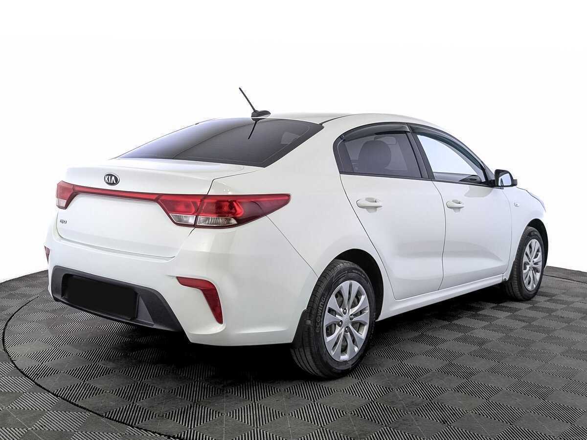 Б/У Киа Рио 2018 года. Фото: #4