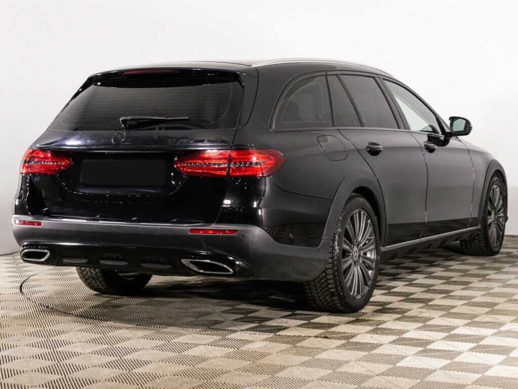 Mercedes-Benz E-Класс 2017 года с пробегом. Фото: #4