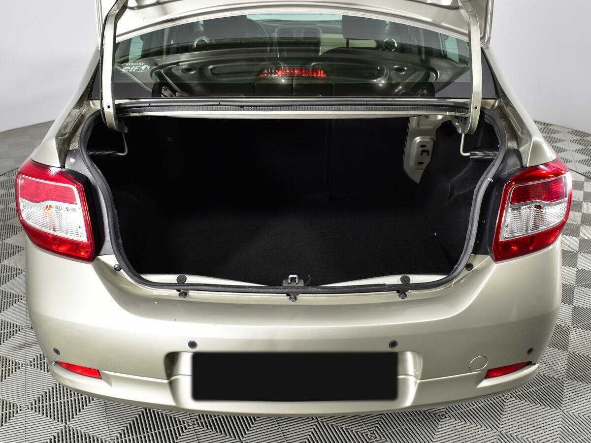 Б/У Рено Логан 2014 года. Фото: #14