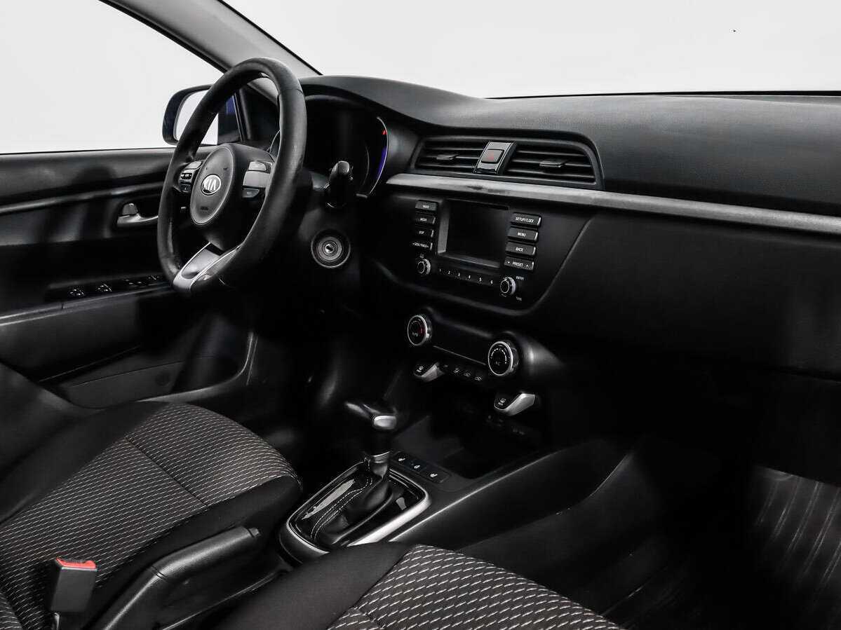 Kia Rio 2018 года с пробегом. Фото: #10