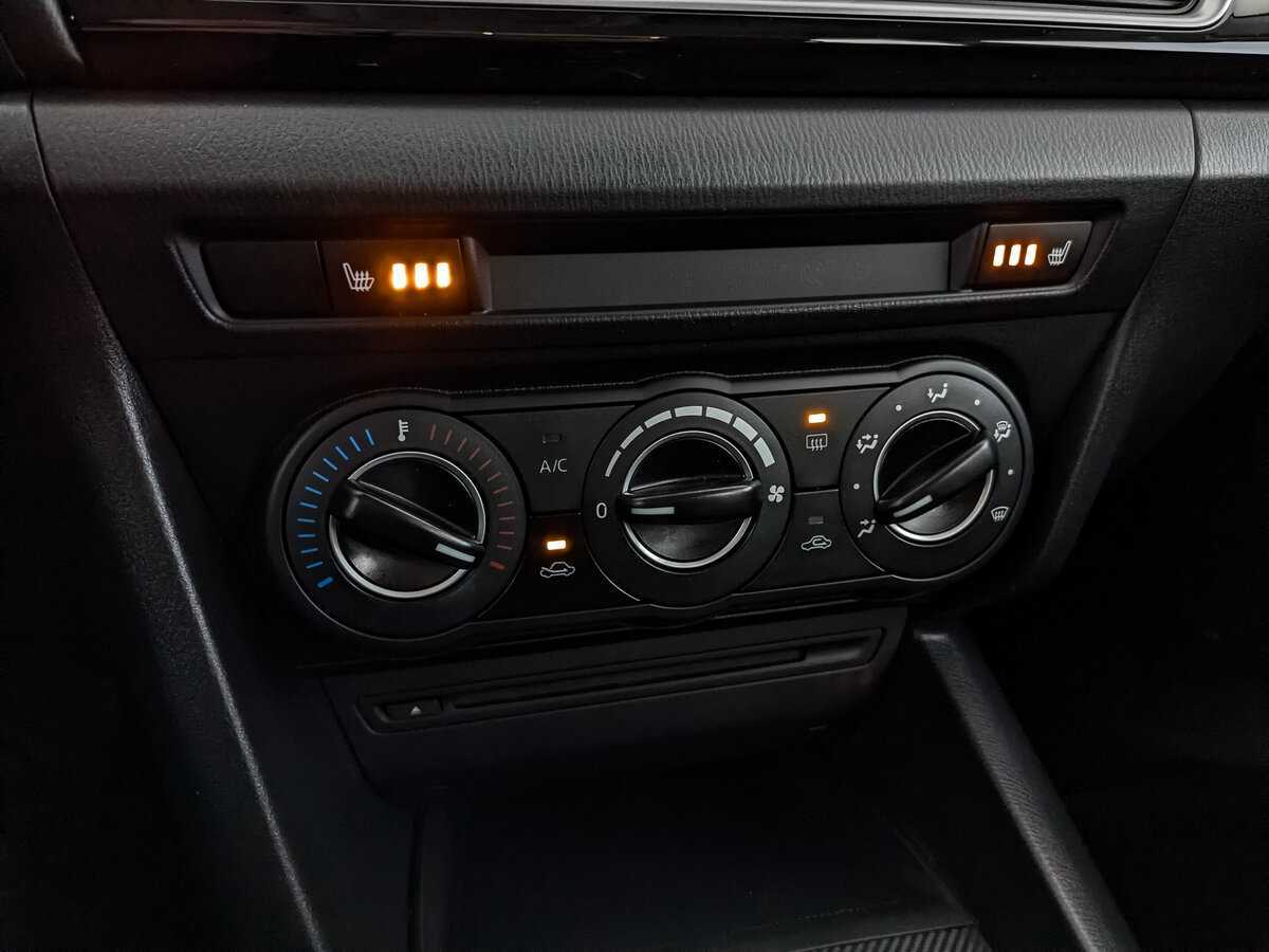 Б/У Мазда 3 2014 года. Фото: #20