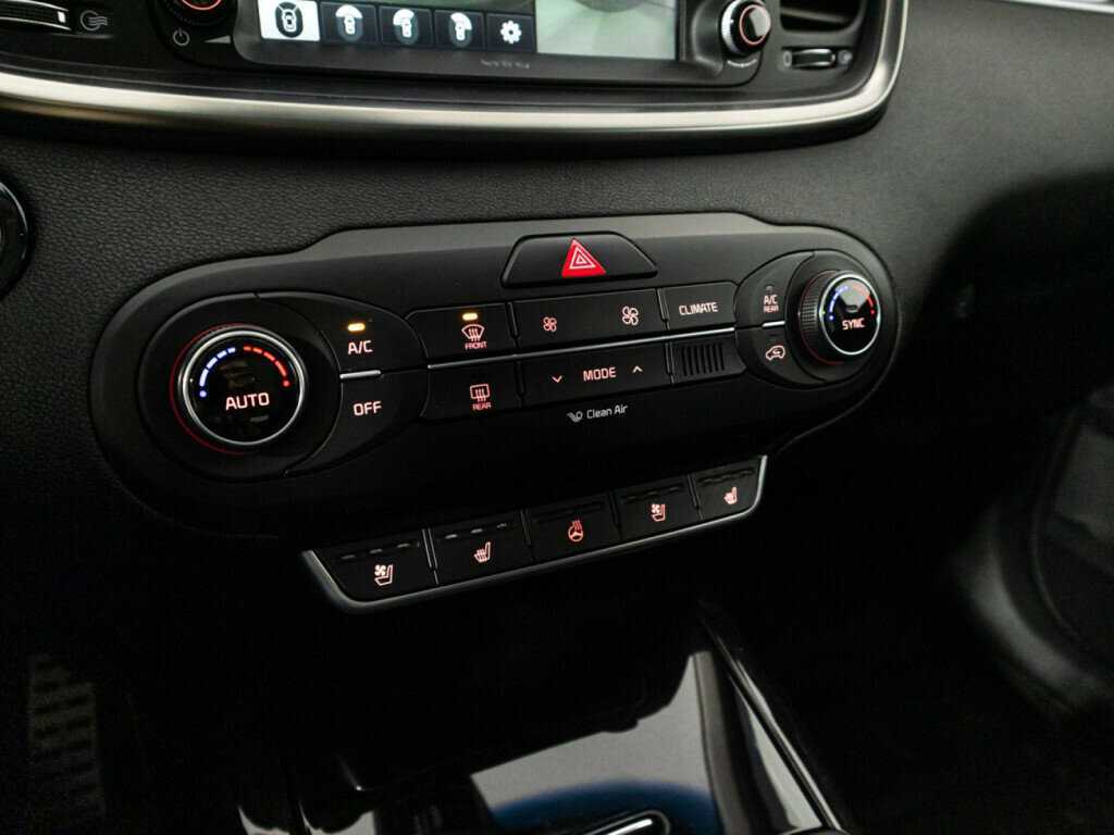 Kia Sorento 2015 года с пробегом. Фото: #17