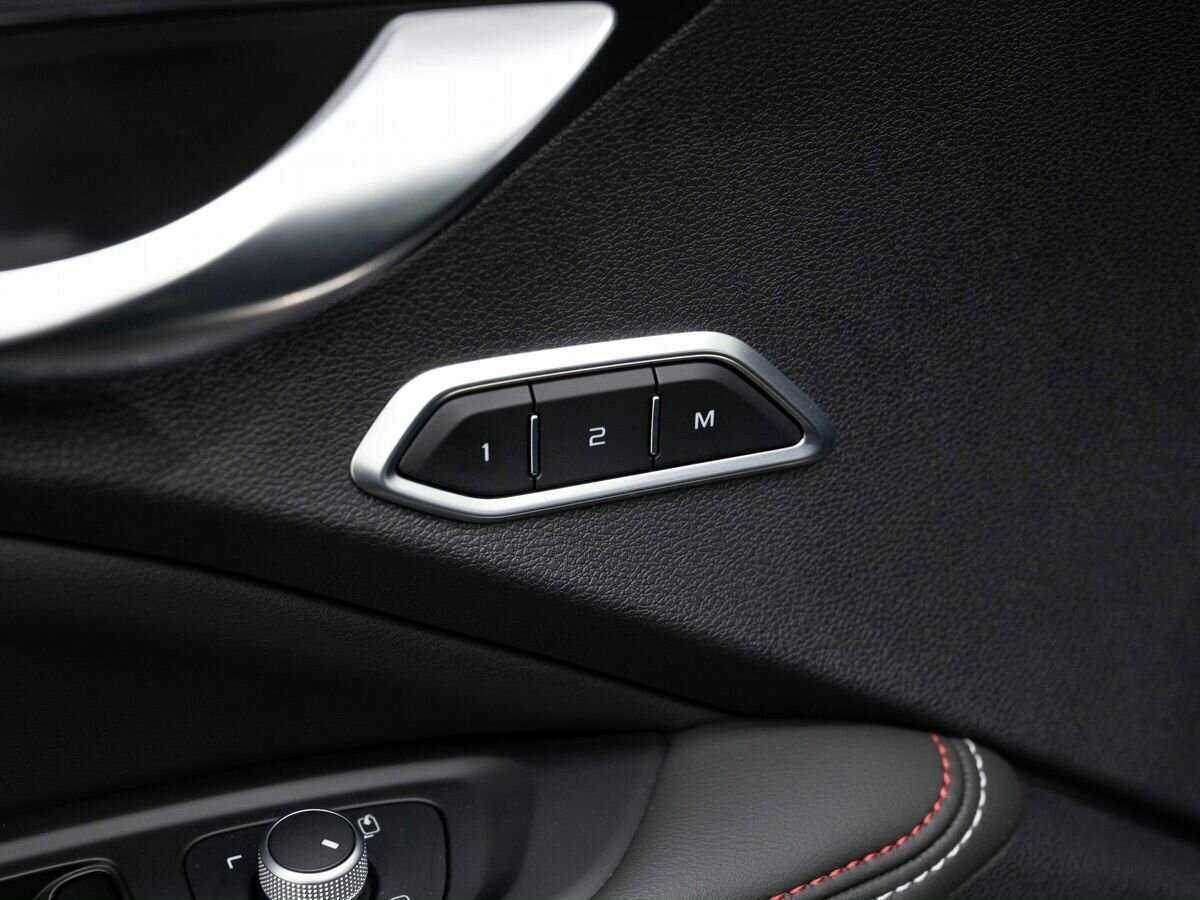 Geely Tugella 2023 года с пробегом. Фото: #19