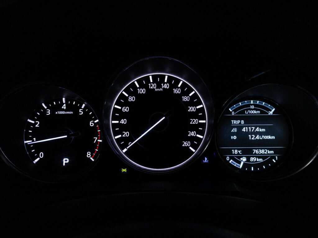 Б/У Мазда 6 2016 года. Фото: #11