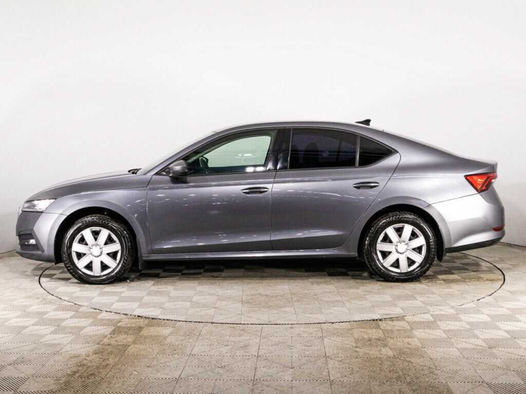 Б/У Шкода Октавия 2021 года. Фото: #7