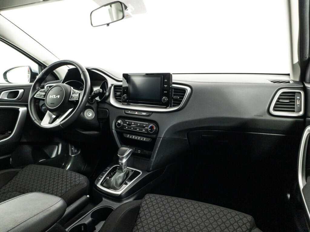 Б/У Киа Сид 2022 года. Фото: #8