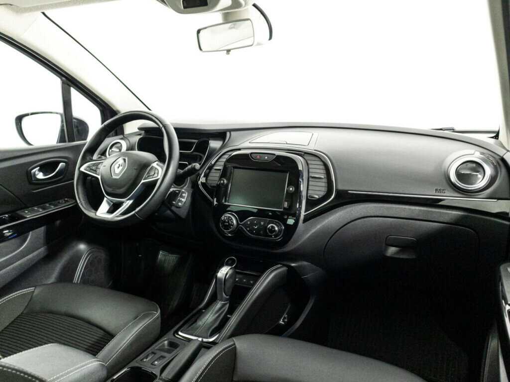 Б/У Рено Каптюр 2021 года. Фото: #8