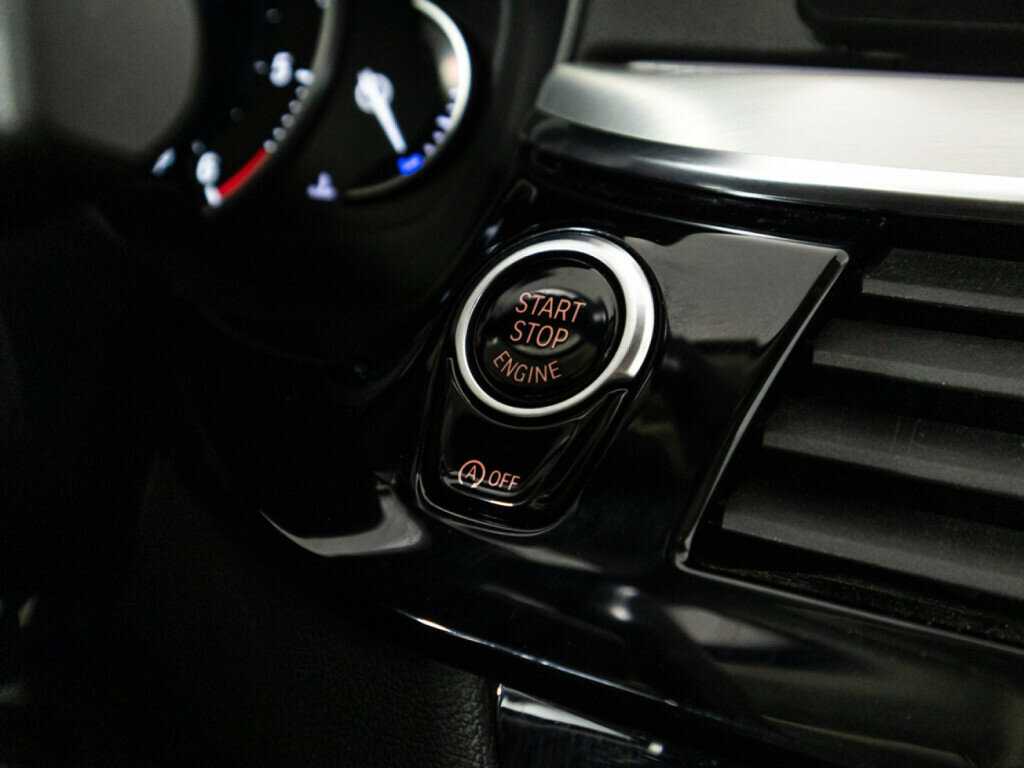 BMW 5 серии 2018 года с пробегом. Фото: #24