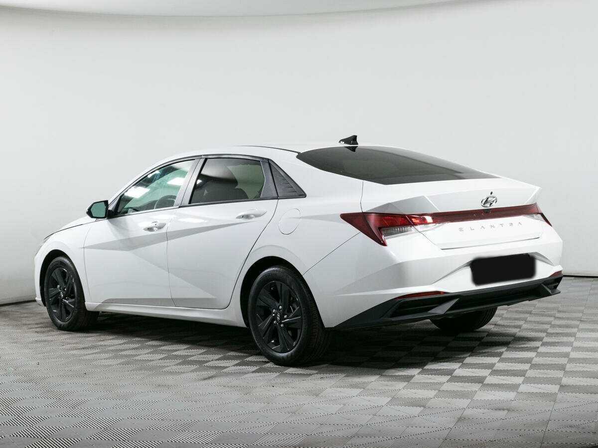 Б/У Хендай Елантра 2021 года. Фото: #4