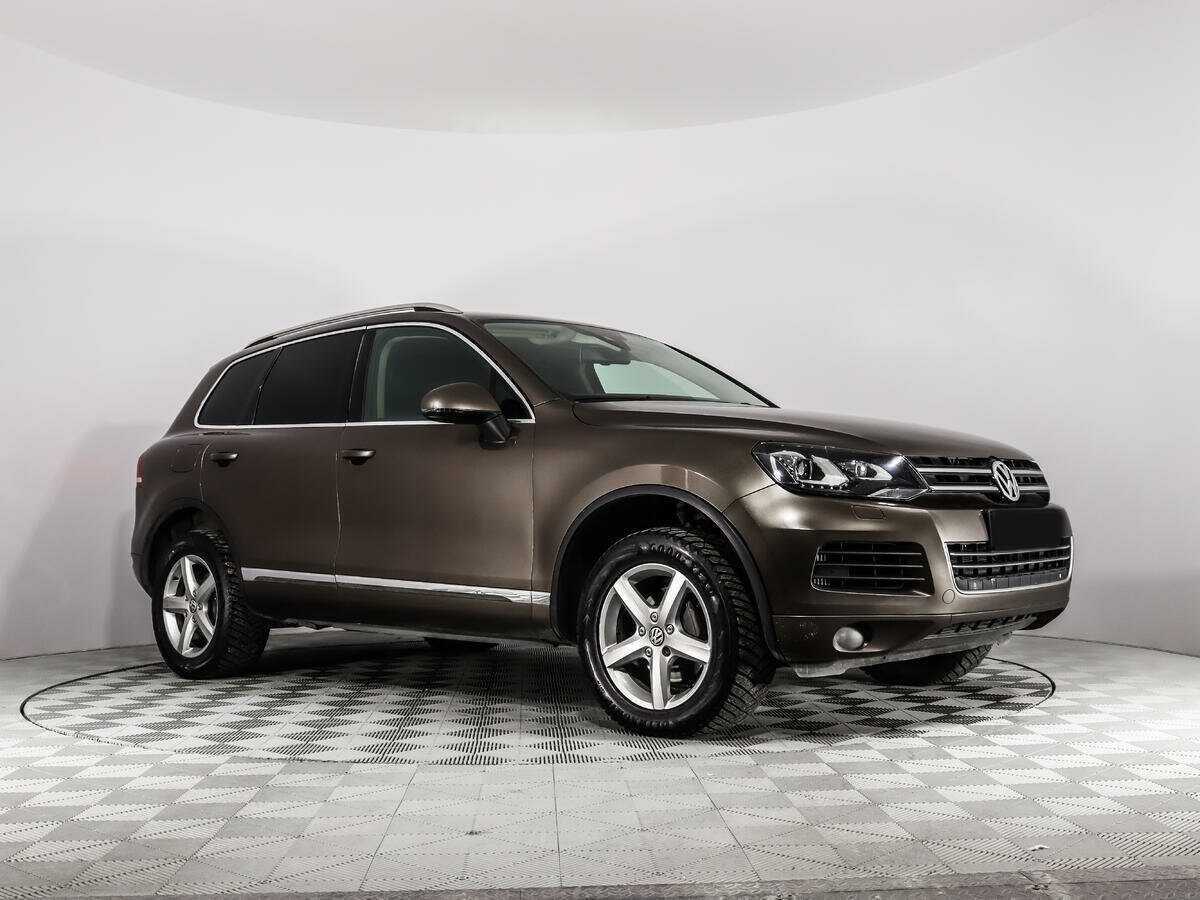 Volkswagen Touareg 2012 года с пробегом. Фото: #2