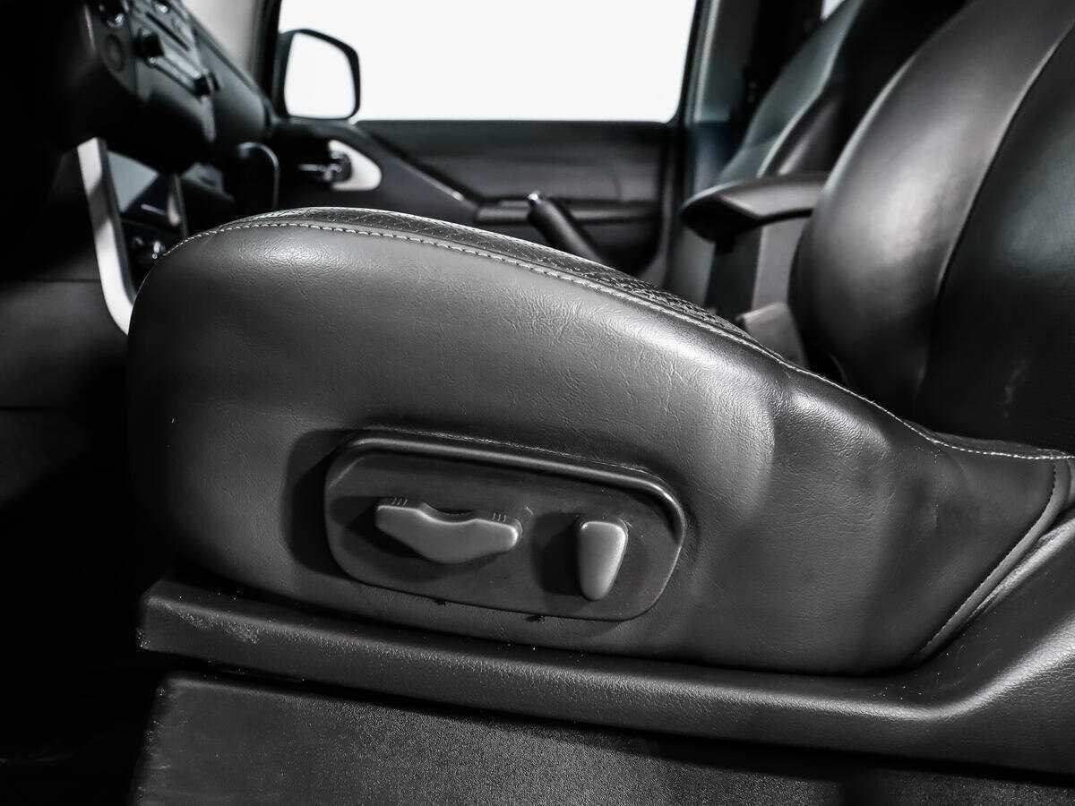 Nissan Pathfinder 2012 года с пробегом. Фото: #10
