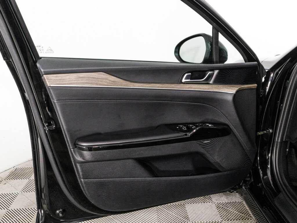 Б/У Киа К5 2021 года. Фото: #26