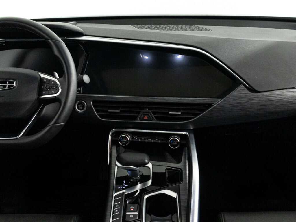 Geely Tugella 2023 года с пробегом. Фото: #13