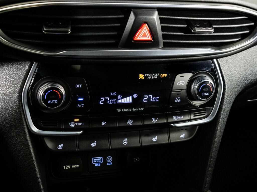 Hyundai Santa Fe 2018 года с пробегом. Фото: #12