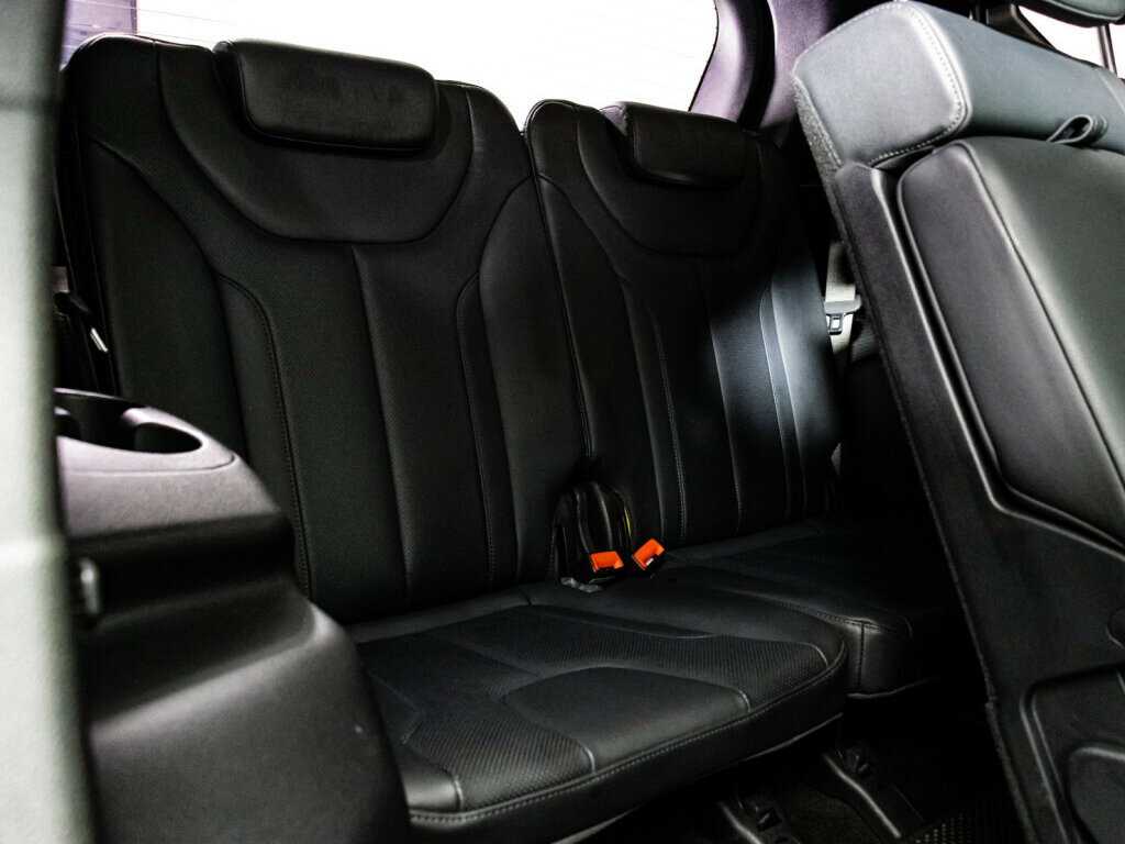 Hyundai Santa Fe 2018 года с пробегом. Фото: #21