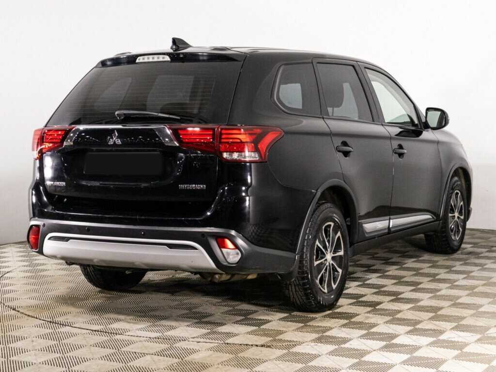 Mitsubishi Outlander 2019 года с пробегом. Фото: #4