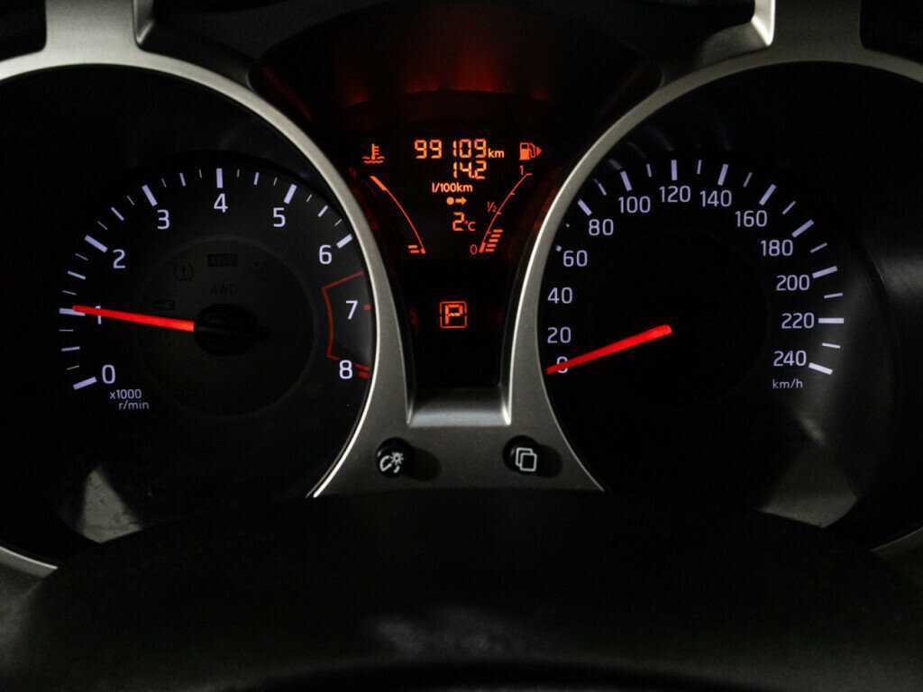 Б/У Ниссан Жук 2017 года. Фото: #11