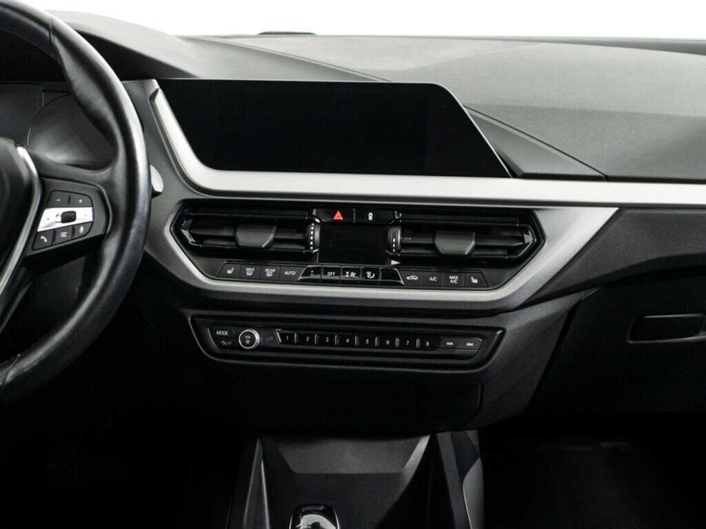 BMW 1 серии 2019 года с пробегом. Фото: #13