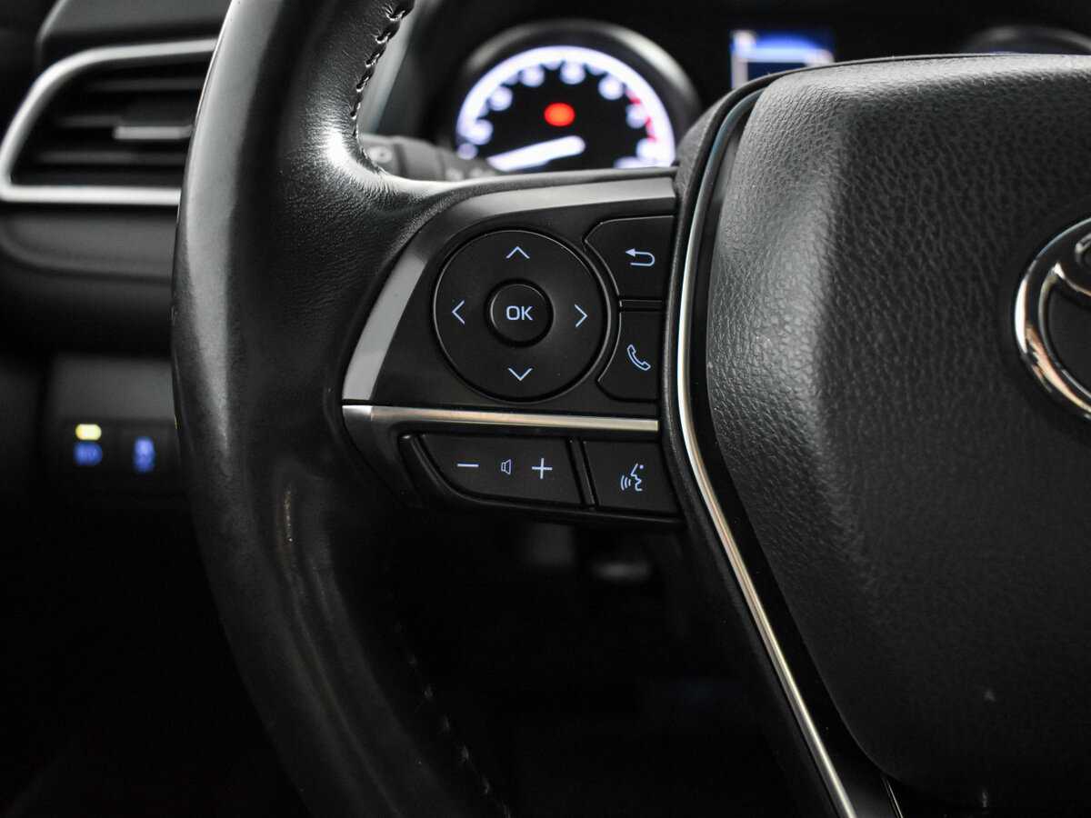 Toyota Camry 2020 года с пробегом. Фото: #15